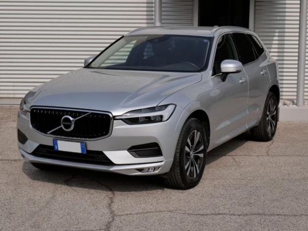 VOLVO XC60 B4 (d) AWD Geartronic Momentum Pro (Motore Nuovo) rif. 24051563