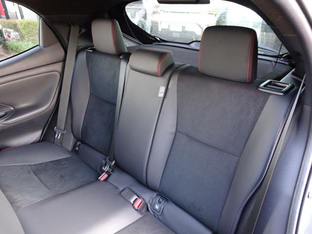 Toyota Yaris Hybrid 130 GR SPORT - Foto 10