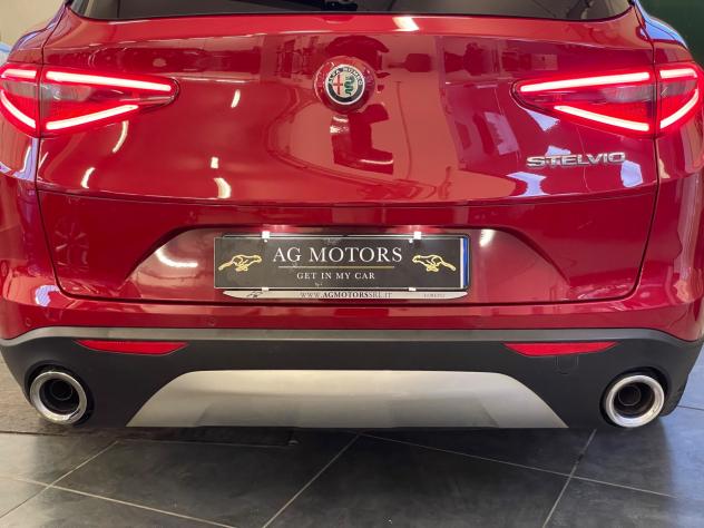 Alfa Romeo Stelvio 2.2 Turbodiesel 160 CV AT8 RWD Sport-Tech - Foto 8