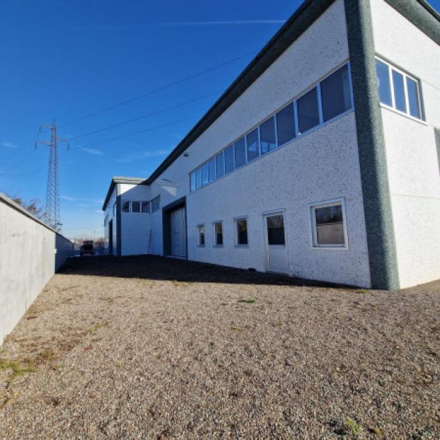 Immobile di 1200 m² con 4 locali in affitto a Pogliano Milanese - Foto 3