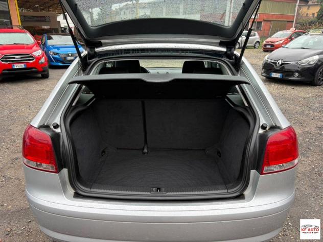 AUDI - A3 - 2.0 16V TDI Attraction - Foto 8
