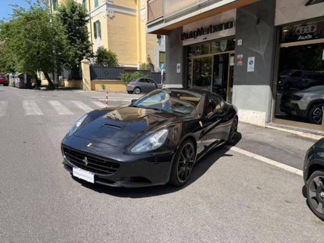 FERRARI California DCT F1-Daytona-Ufficiale-Camera-Ceramik-Nuovissima rif. 24112755 - Foto 4