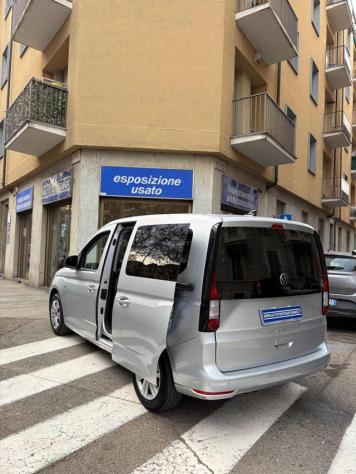 VOLKSWAGEN Caddy 2.0 TDI 102 CV Space rif. 23180466 - Foto 5