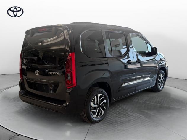 Toyota Proace City Verso 1.5D 130CV M/T L1 Executive - Foto 7