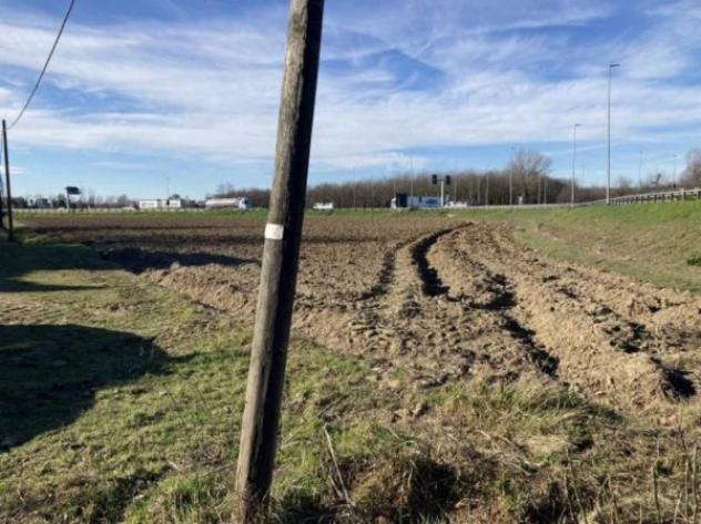 Immobile in asta di 43964 m² in vendita a Cremona - Foto 2