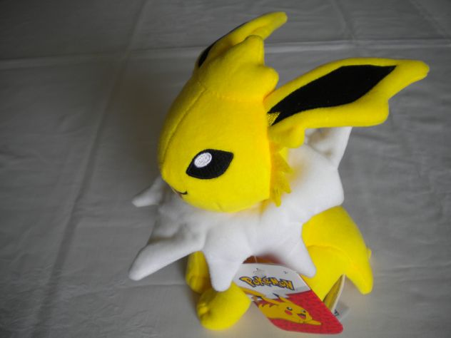 PUPAZZO POKEMON ORIGINALE-25cm DA GIOCO E COLLEZIONE - Foto 3