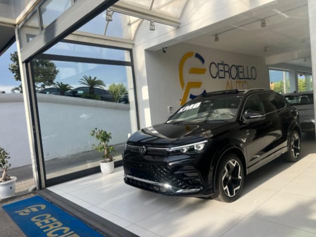 VOLKSWAGEN Tiguan 2.0 TDI 150 CV DSG R-Line Plus da €519,00 mensili rif. 24068274
