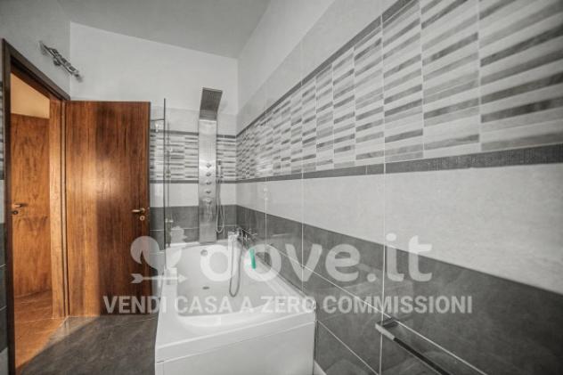 Casa indipendente di 187 m² con 4 locali e box auto in vendita a Catania - Foto 19
