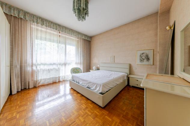 Milano ottimo appartamento via Niccolini numero due metri quadri 220 elegante condominio piano alto soggiorno terrazzo quattro camere tripli servizi d - Foto 20