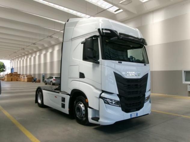 IVECO SWAY AS440S53T/P EURO6 rif. 23753283 - Foto 2