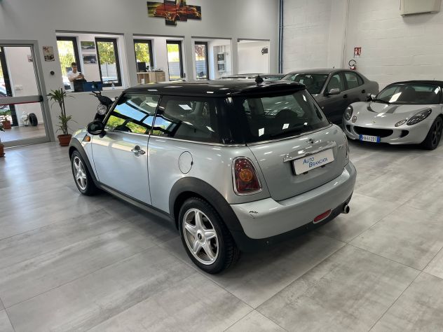 MINI Cooper R56 1.6 120cv - Foto 7
