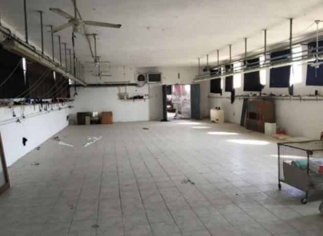 Immobile in asta di 538 m² con più di 5 locali in vendita a Canneto sull'Oglio - Foto 9