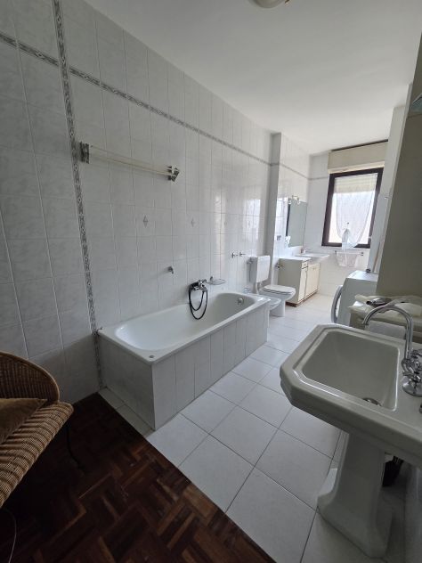 Cuneo 2: Ampio appartamento con garage - Foto 6