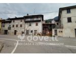 Rustico / Casale di 90 m² con più di 5 locali in vendita a Dolcè [rif. DV-13882]