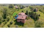 Splendida Azienda Agricola con scuderia per cavalli e vista su Siena