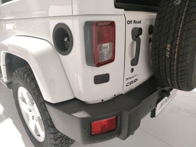 Jeep Wrangler Wrangler 2.8 CRD DPF Sahara - Foto 8