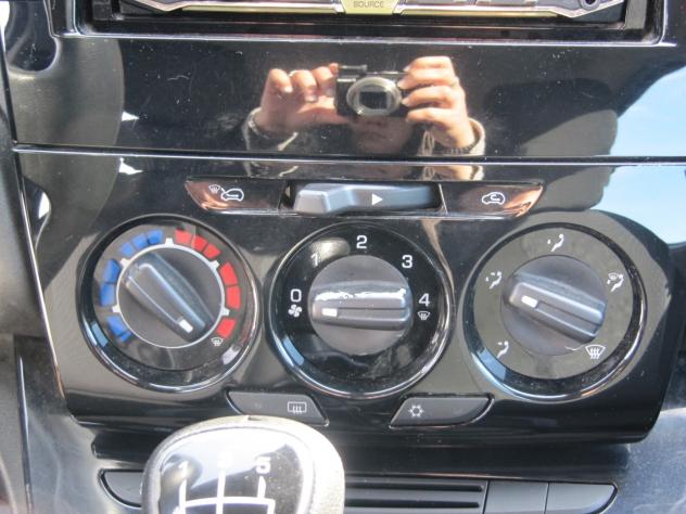 Lancia Ypsilon 1.2 69 CV 5 porte GPL Ecochic Silver - Foto 8