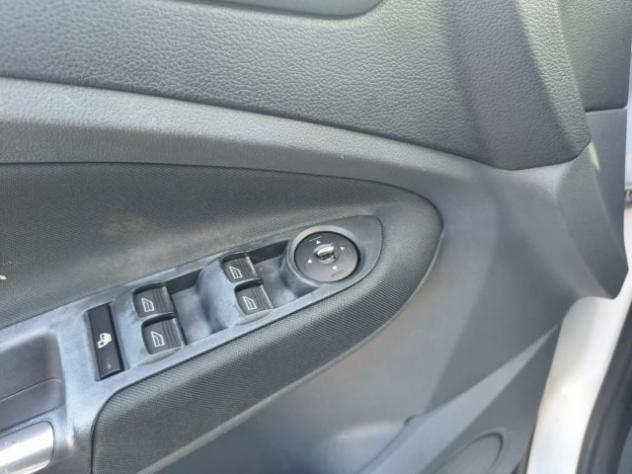 FORD C-Max 7 1.6 TDCi 95CV Plus 7 POSTI rif. 24039934 - Foto 9