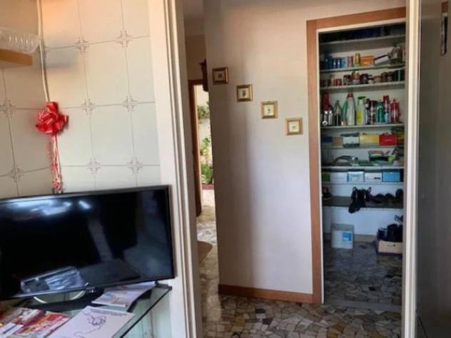 Immobile in asta di 119 m² con più di 5 locali e box auto in vendita a Bresso - Foto 5