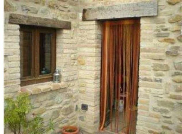 Immobile in asta di 163 m² con più di 5 locali in vendita a Sassocorvaro Auditore - Foto 3