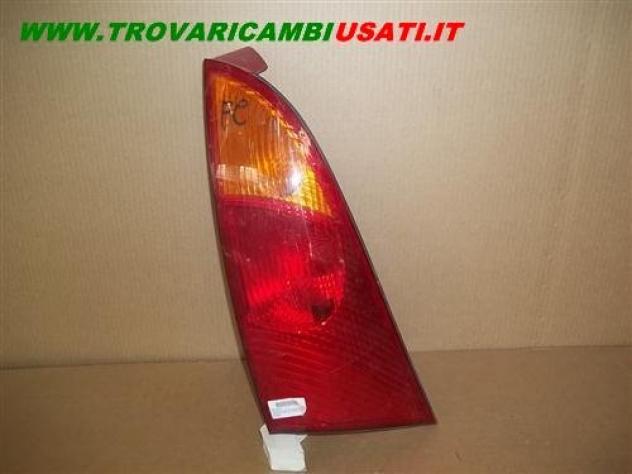 FANALE POST.S. FORD FOCUS 98 BERL 999-U04477 Parti elettriche  Fanaleria  Fanali  Fanale post. sx. FORD - FOCUS - 01-10-1998 - 01-10-2001, FORD - FOCU