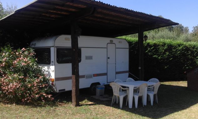 Vendo o affitto Terreno con piscina e roulotte - Foto 2