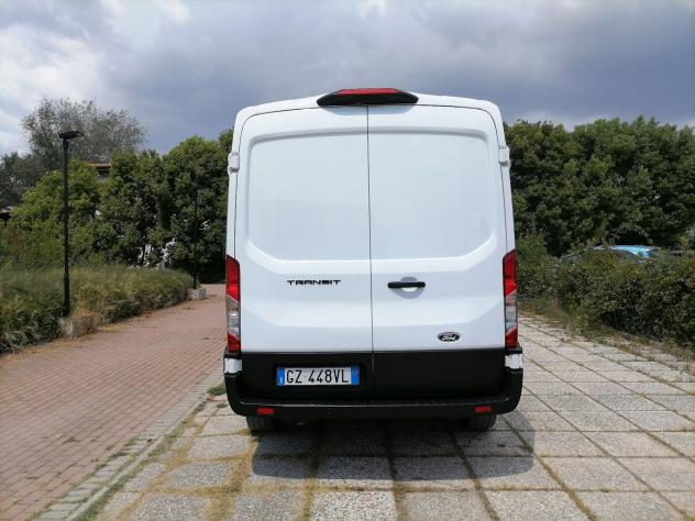 Ford Transit 350 fwd 2.0 ecoblue 130cv trend L2H2 - Foto 4