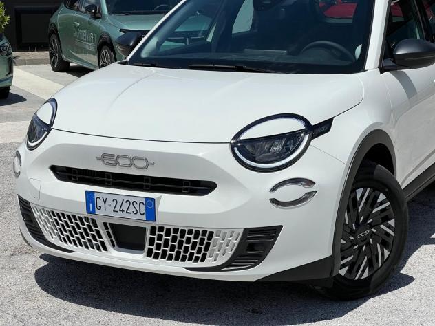 FIAT 600 1.2 Hybrid 110cv - Foto 2