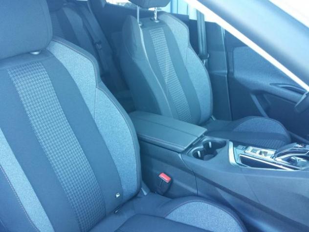 Peugeot 3008 1.6 BlueHdi ALLURE C/AUT I-COCKPIT NAVI CAMERA - Foto 10