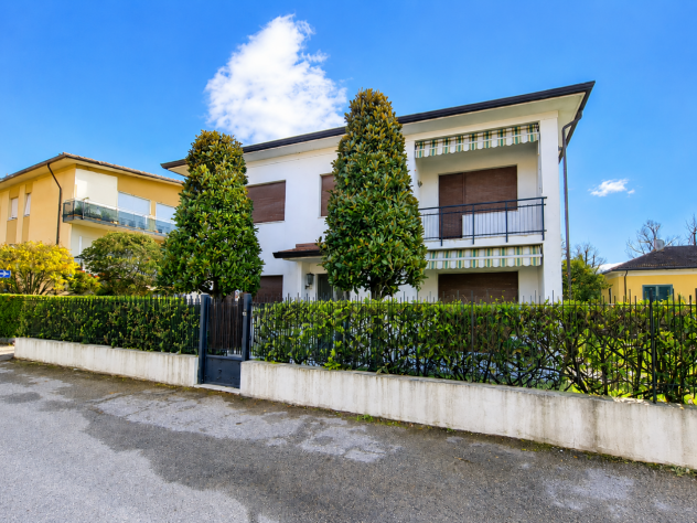 Casa singola in vendita a Marina di Carrara - Carrara 280 mq Rif: 1429008 - Foto 3
