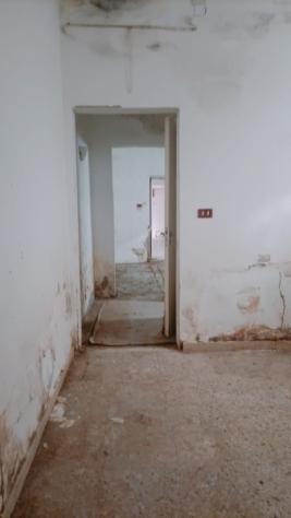 Floridia: immobile commerciale nel centro storico da ristrutturare - Foto 8