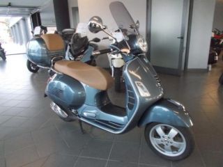 VESPA GTS 300 ABS rif. 23350573