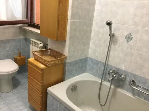 Posto letto in stanza singola per studentesse - Foto 6
