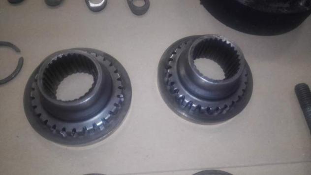 Mozzi Manuali inserimento 4x4 Originali Nissan Patrol TR 2.8 91 - Foto 4