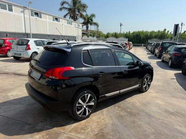Peugeot 2008 BlueHDi 100 Allure - Foto 6