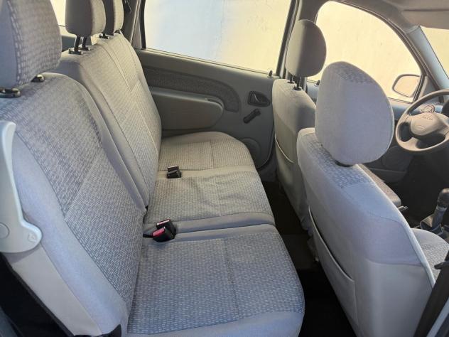 Dacia Logan MCV 1.5 dCi 70CV 5 posti Laurte-07/2008 - Foto 9