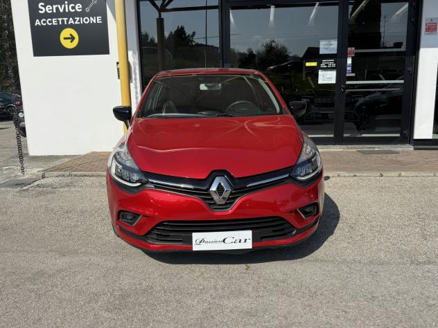 Renault Clio 1.5 DCI 90cv MOSCHINO ZEN - Foto 2
