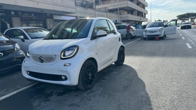 Smart ForTwo 90 0.9 Turbo twinamic Prime PELLE NAVI PANORAMA PDC LED SEDILI RISCALDATI PACK SPORT PACK LUCI - Foto 2