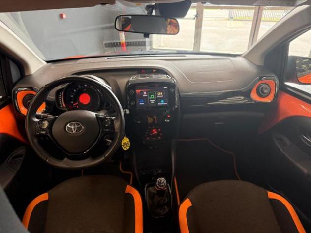 TOYOTA Aygo Connect 1.0 VVT-i 72 CV 5 porte x-cite rif. 23737083 - Foto 9