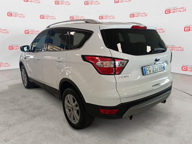 Ford Kuga 2.0 TDCi 150CV S&S AWD Titanium 4x4 - Foto 4