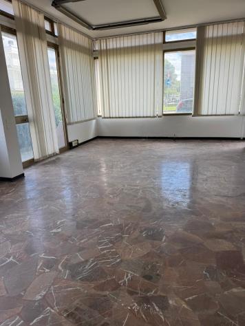 Struttura per uso commerciale in vendita a Empoli 682 mq Rif: 1326851