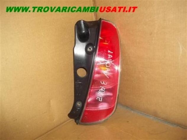 FANALE POST.D. LANCIA YPSILON (TE/TI)  Parti elettriche  Fanaleria  Fanali  Fanale est. post. d LANCIA - YPSILON - 01-07-2003 - 01-12-2011