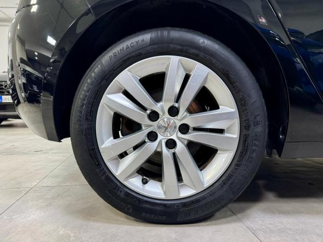 Peugeot 308 1.5 BlueHDi 130cv EAT8 Business 2021 - Foto 8