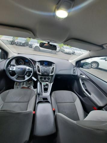 Ford Focus 1.6 TDCi 115 CV SW GANCIO TRAINO - Foto 9
