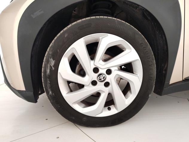 Toyota Aygo X 1.0B (72 CV) Trend Air S-CVT - Foto 6