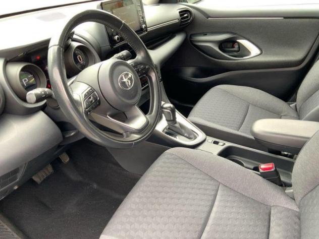 Toyota Yaris 4ª serie 1.5 Hybrid 5 porte Trend - Foto 8