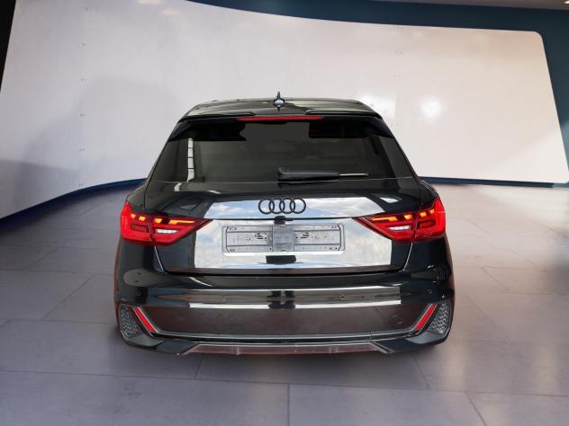 Audi A1 II 2019 Sportback Sportback 30 1.0 tfsi S Line Edition 116cv s-tronic - Foto 5