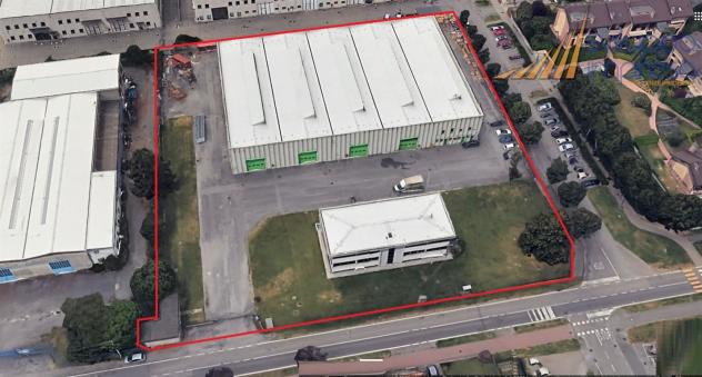 CAPANNONE CON PALAZZINA UFFICI IN VENDITA A USMATE VELATE