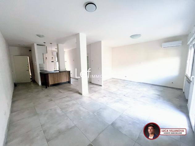 APPARTAMENTO di 5 vani e di 121 mq (VITTORIO VENETO) rif. LV96