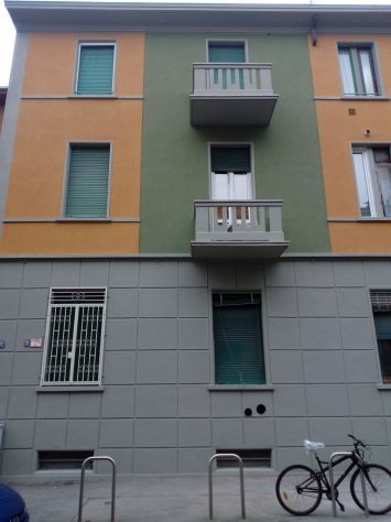 Monolocale con balcone v.degli Umiliati metro gialla s.Donato-Rogoredo - Foto 2